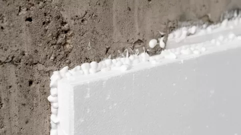 Czym kleić styrodur do ściany