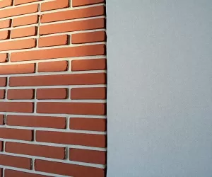 Jaki tynk na nierówne ściany zewnętrzne